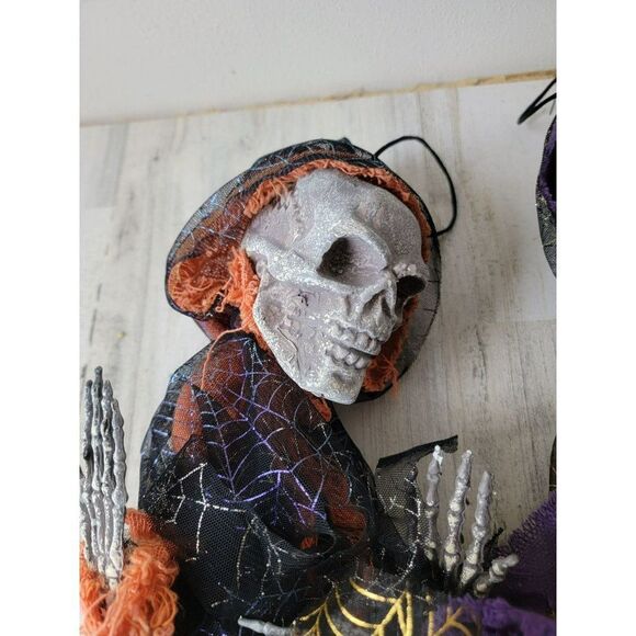 Spider web Grim Reaper AS IS hanging skeleton Halloween set decor - Picture 7 of 11